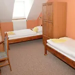 Na Statku 3*